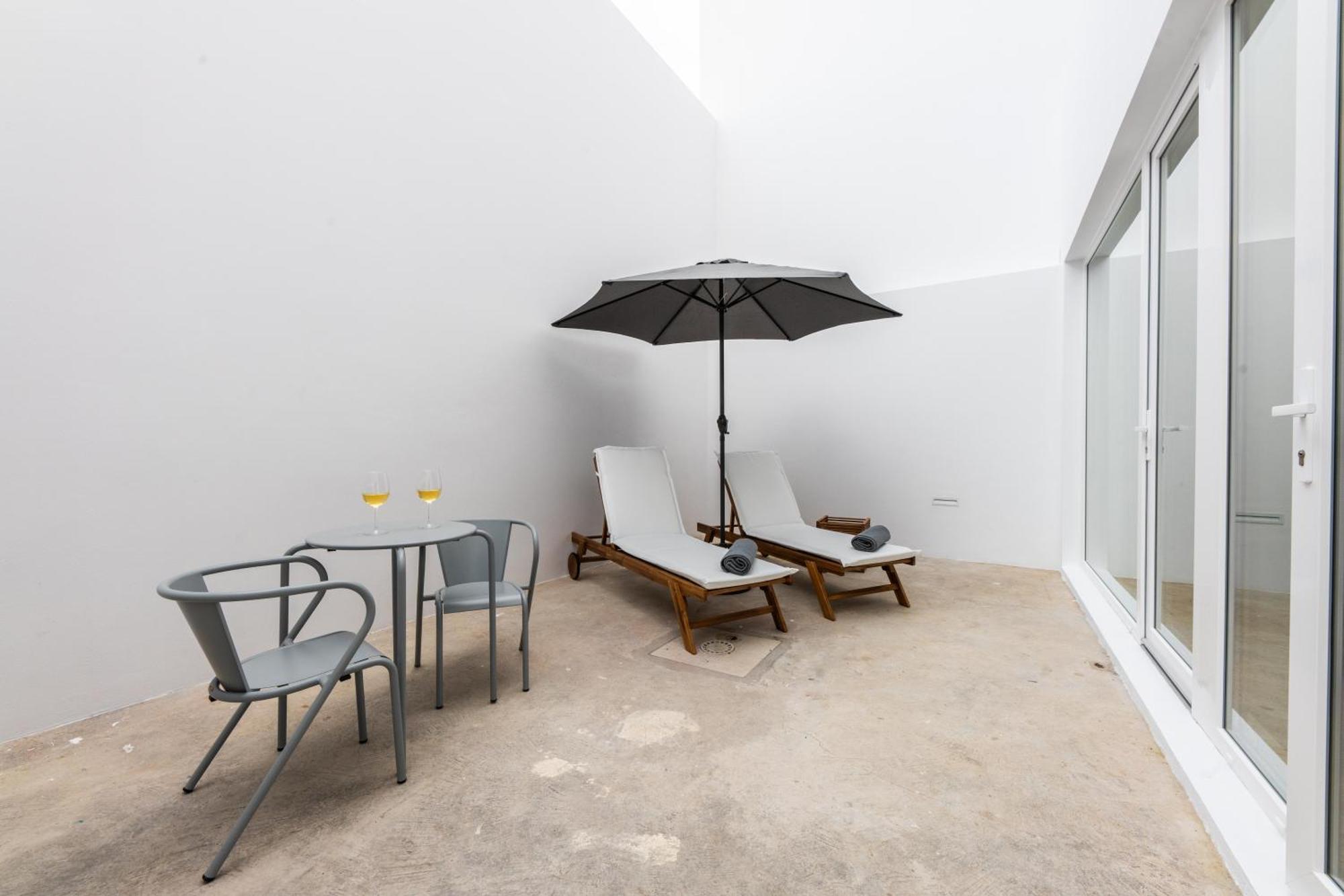 Brum Design Apartments Πόντα Ντελγκάντα Εξωτερικό φωτογραφία