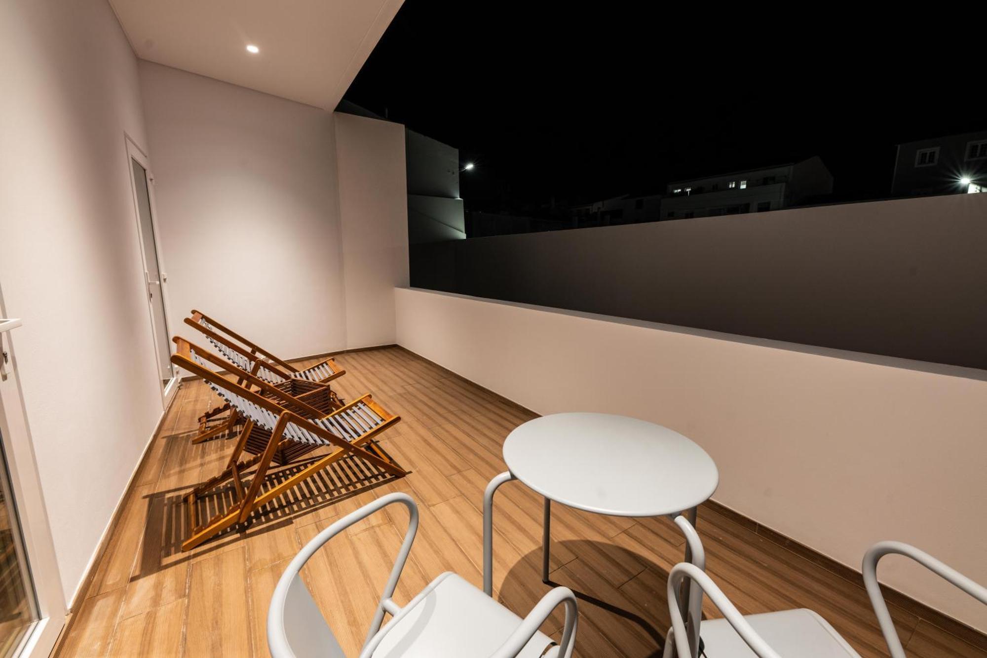 Brum Design Apartments Πόντα Ντελγκάντα Εξωτερικό φωτογραφία