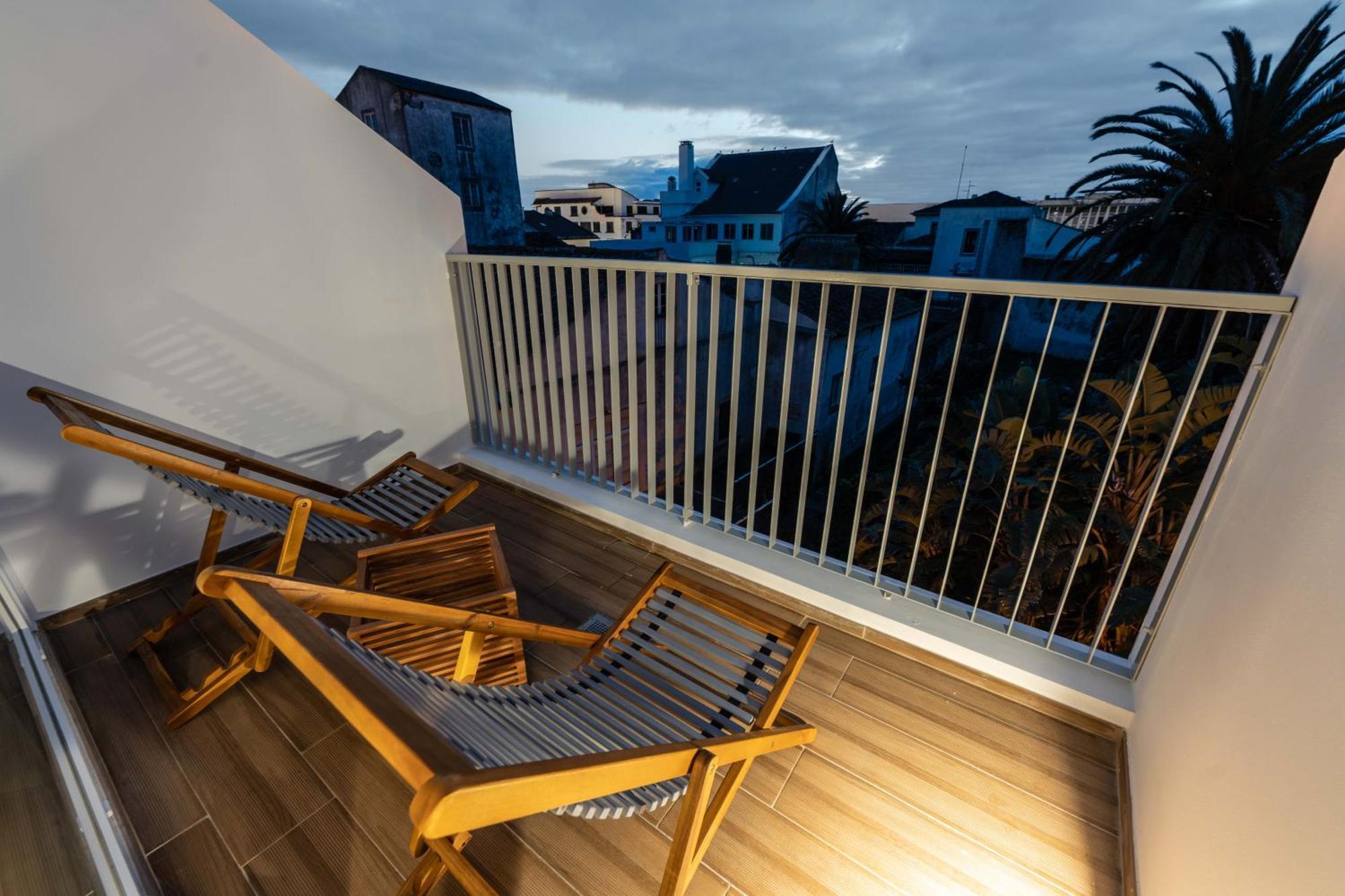Brum Design Apartments Πόντα Ντελγκάντα Εξωτερικό φωτογραφία