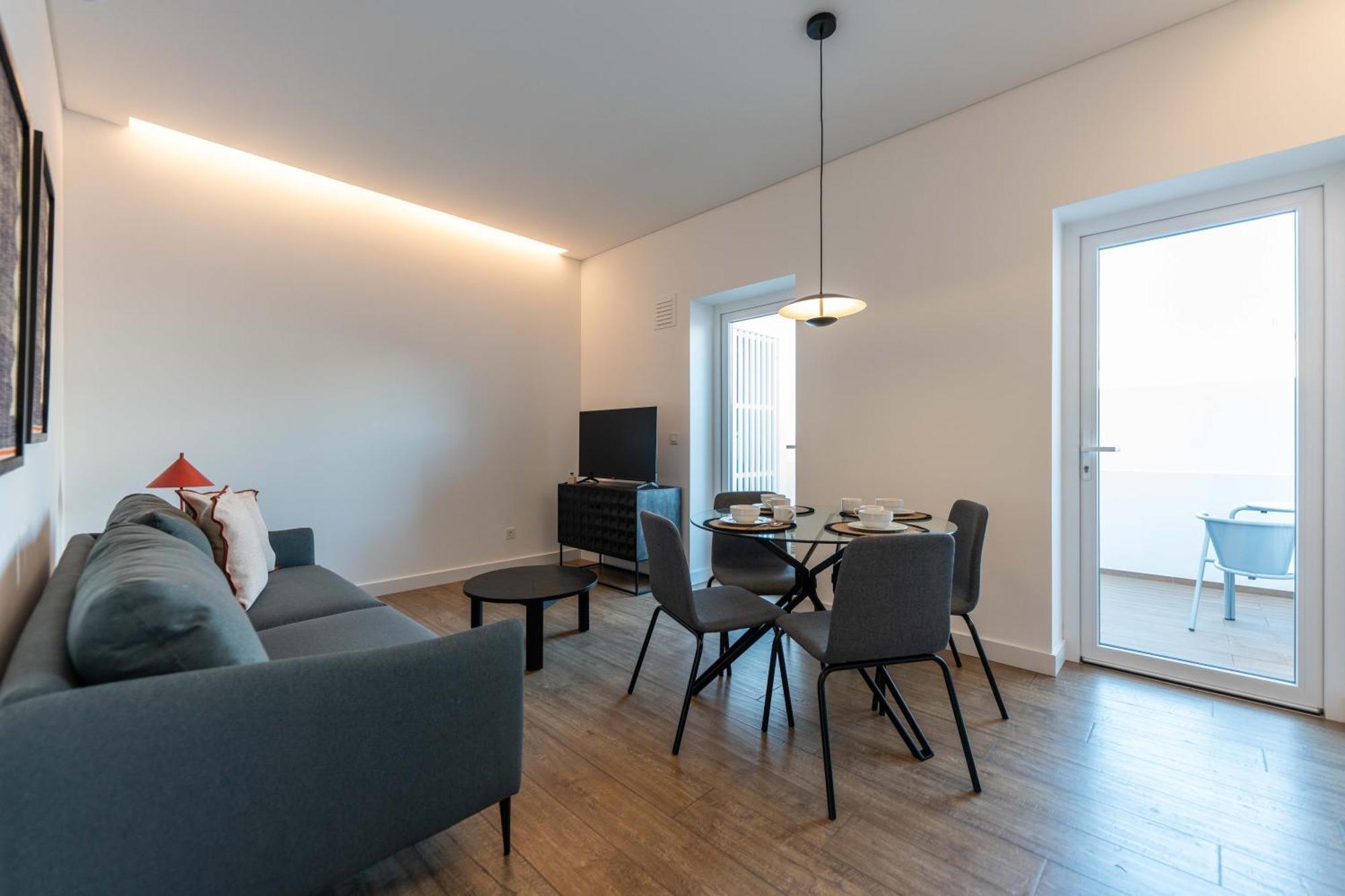 Brum Design Apartments Πόντα Ντελγκάντα Εξωτερικό φωτογραφία
