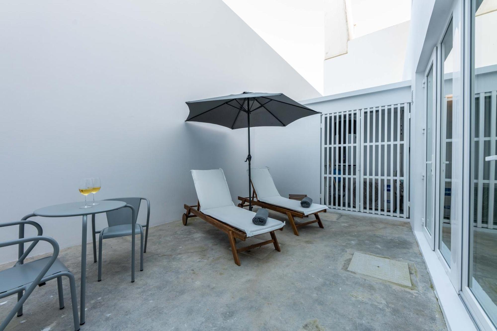 Brum Design Apartments Πόντα Ντελγκάντα Εξωτερικό φωτογραφία